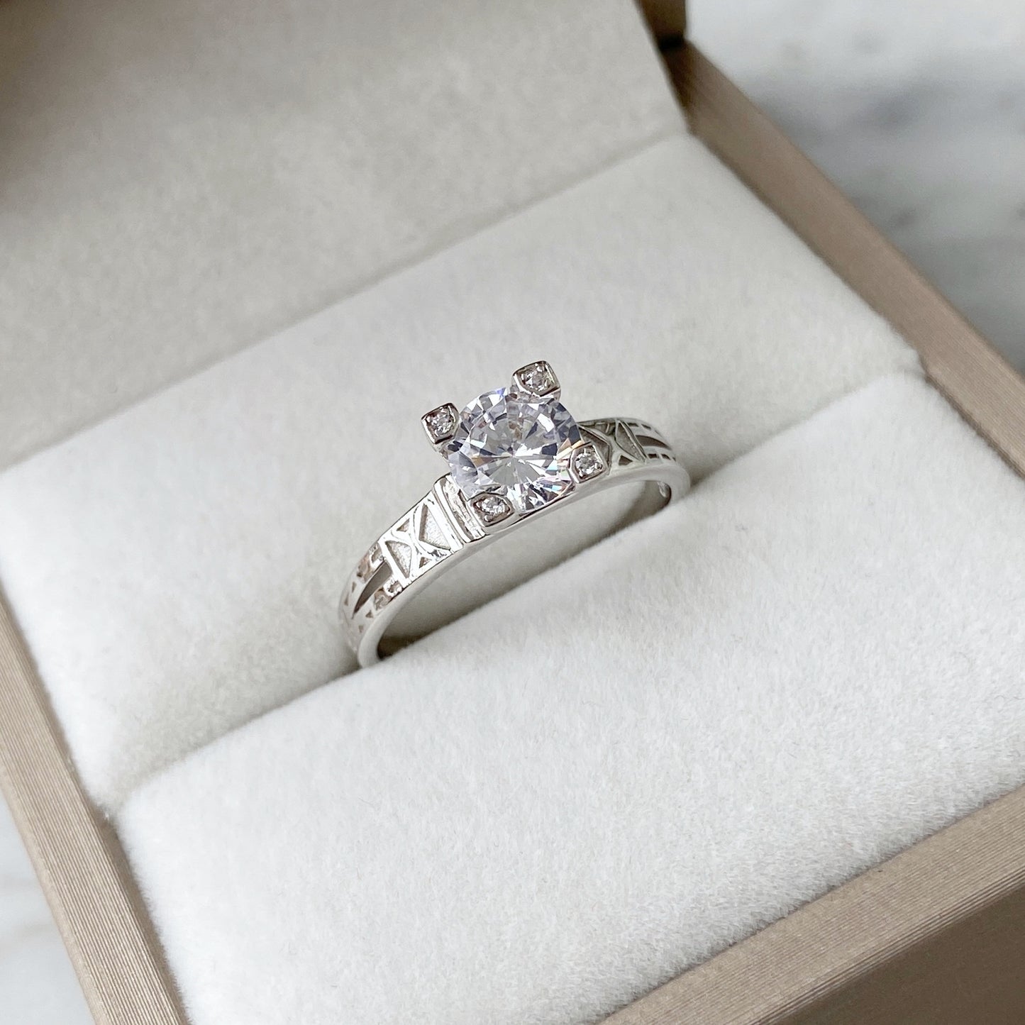 ANILLO X EN PLATA