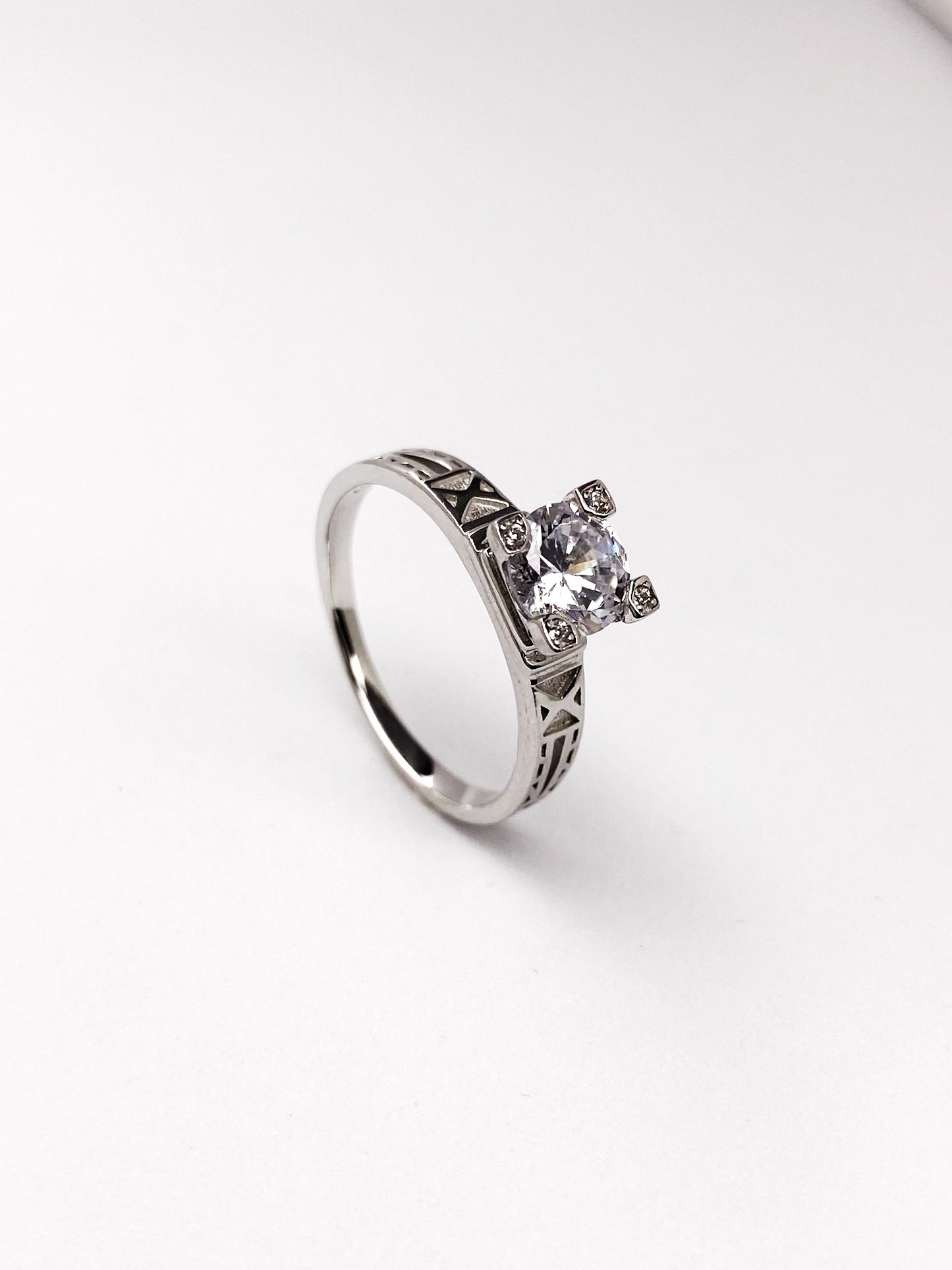 ANILLO X EN PLATA