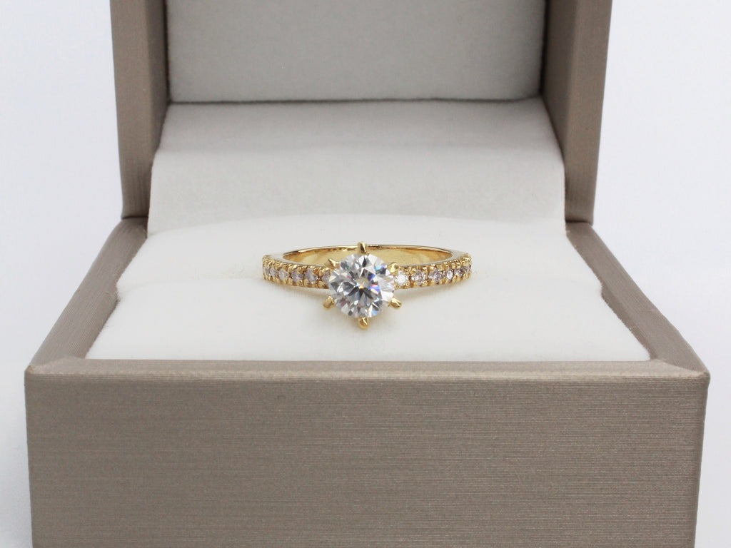 Anillo de Compromiso Analía en Oro 18k