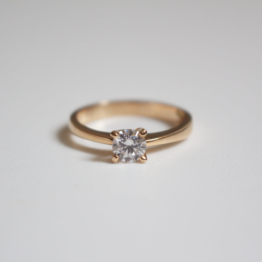 Anillo de Compromiso Ana en Oro 18k