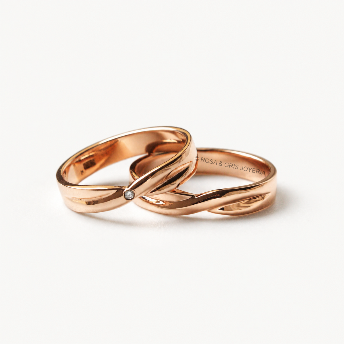 AROS DE MATRIMONIO ETERNITY 2 EN ORO 18K