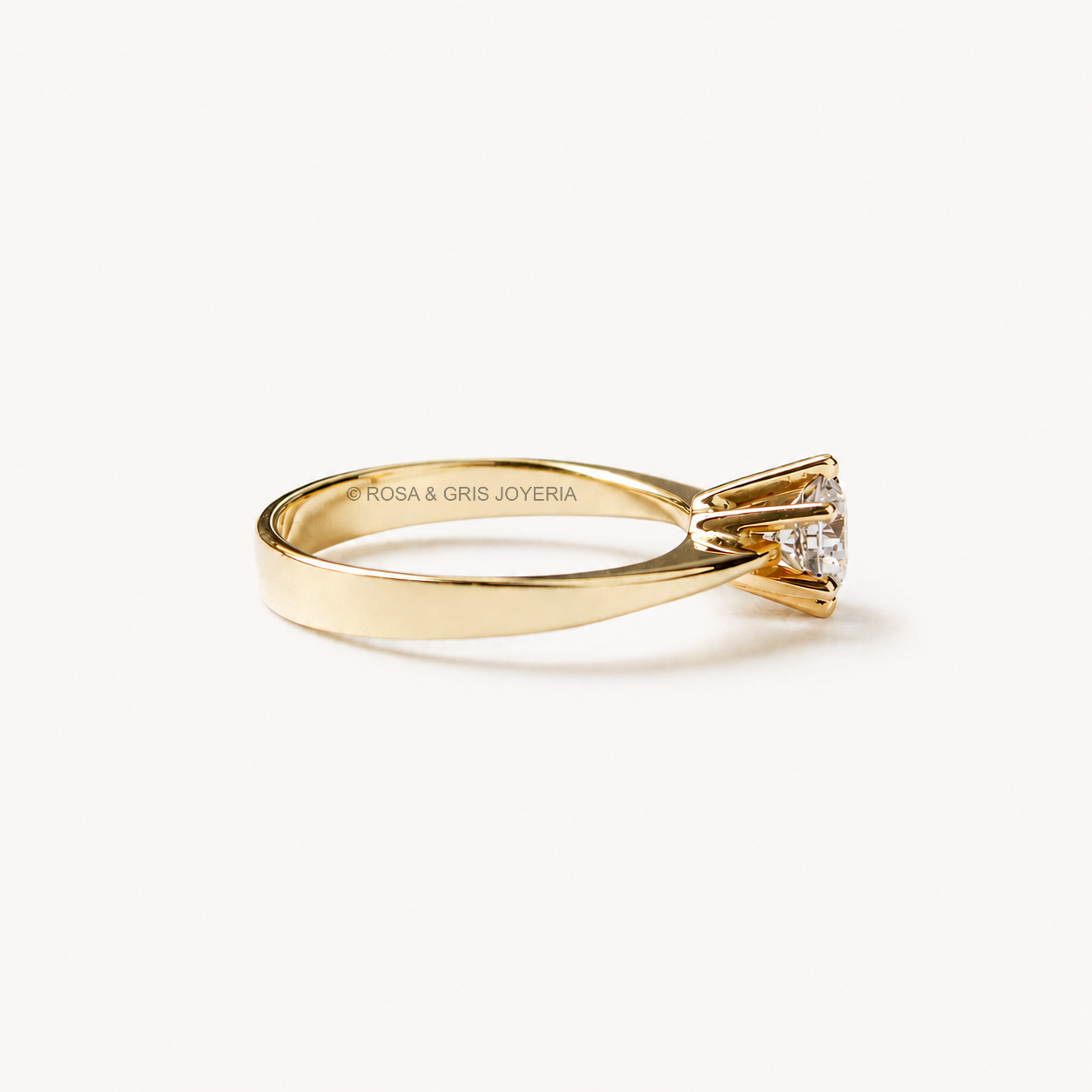 Anillo de Compromiso Estela en Oro 18k