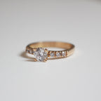 Anillo de Compromiso Elisya en Oro 18k