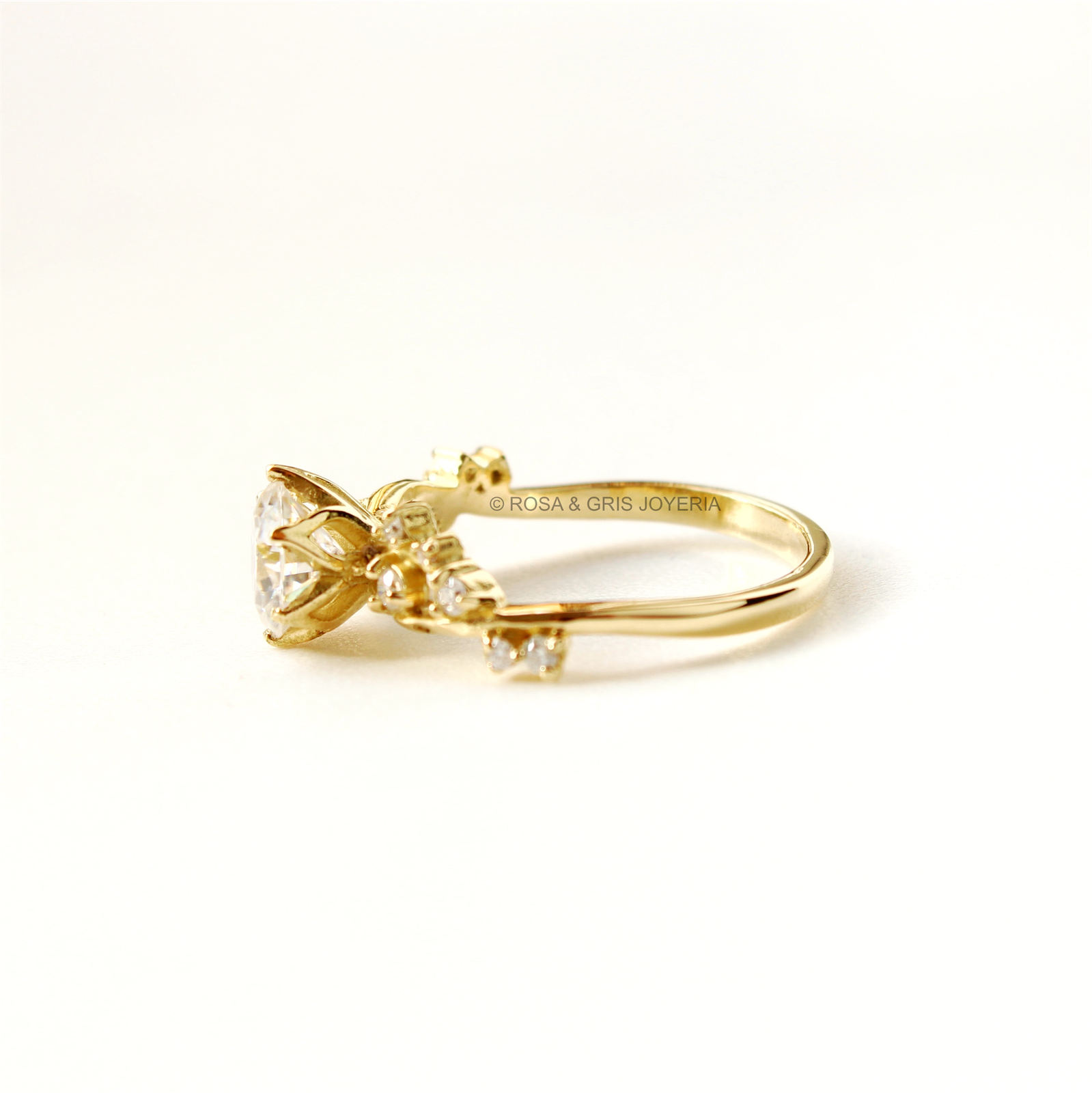 Anillo de Compromiso Arian 2 en Oro 18k