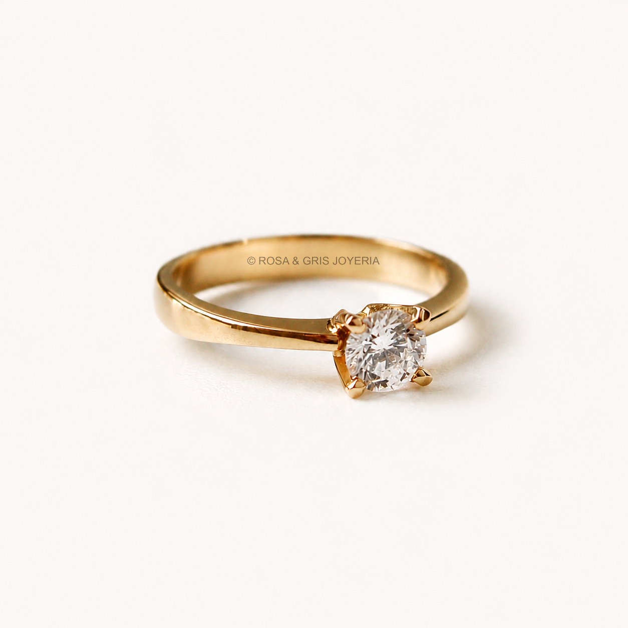 Anillo de Compromiso Ana en Oro 18k