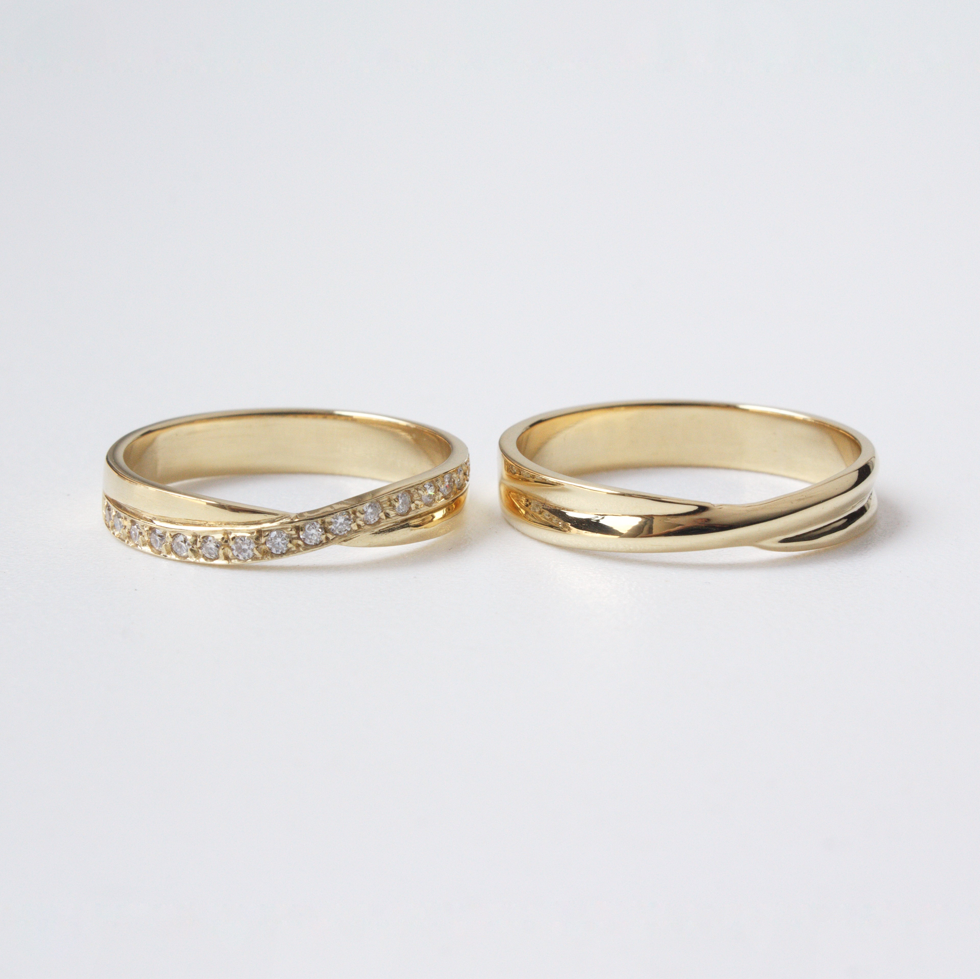 AROS DE MATRIMONIO ETERNITY EN ORO 18K