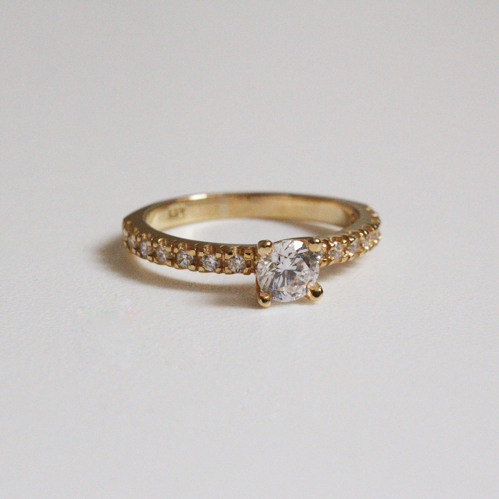 Anillo de Compromiso Annie en Oro 18k