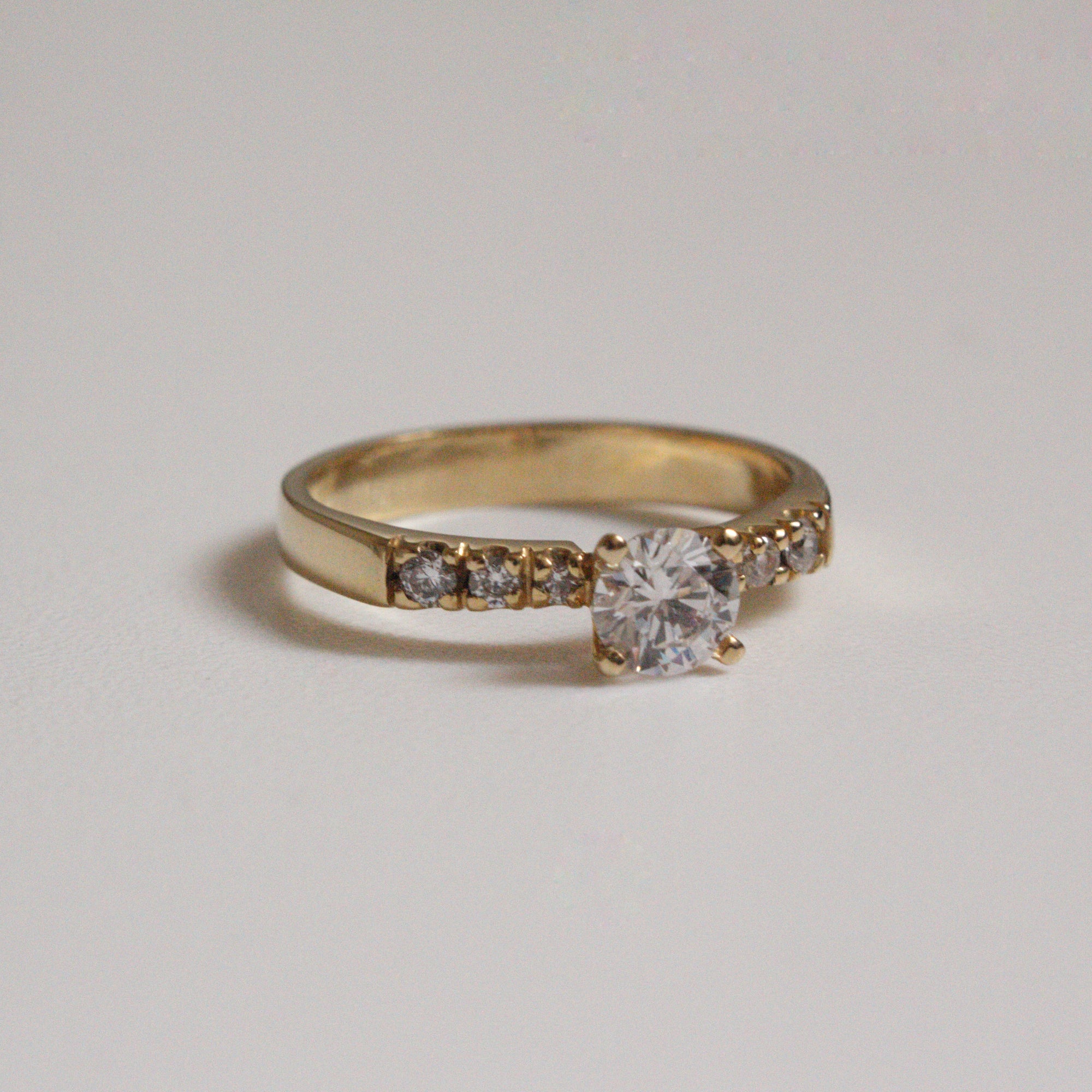 Anillo de Compromiso Ania en Oro 18k