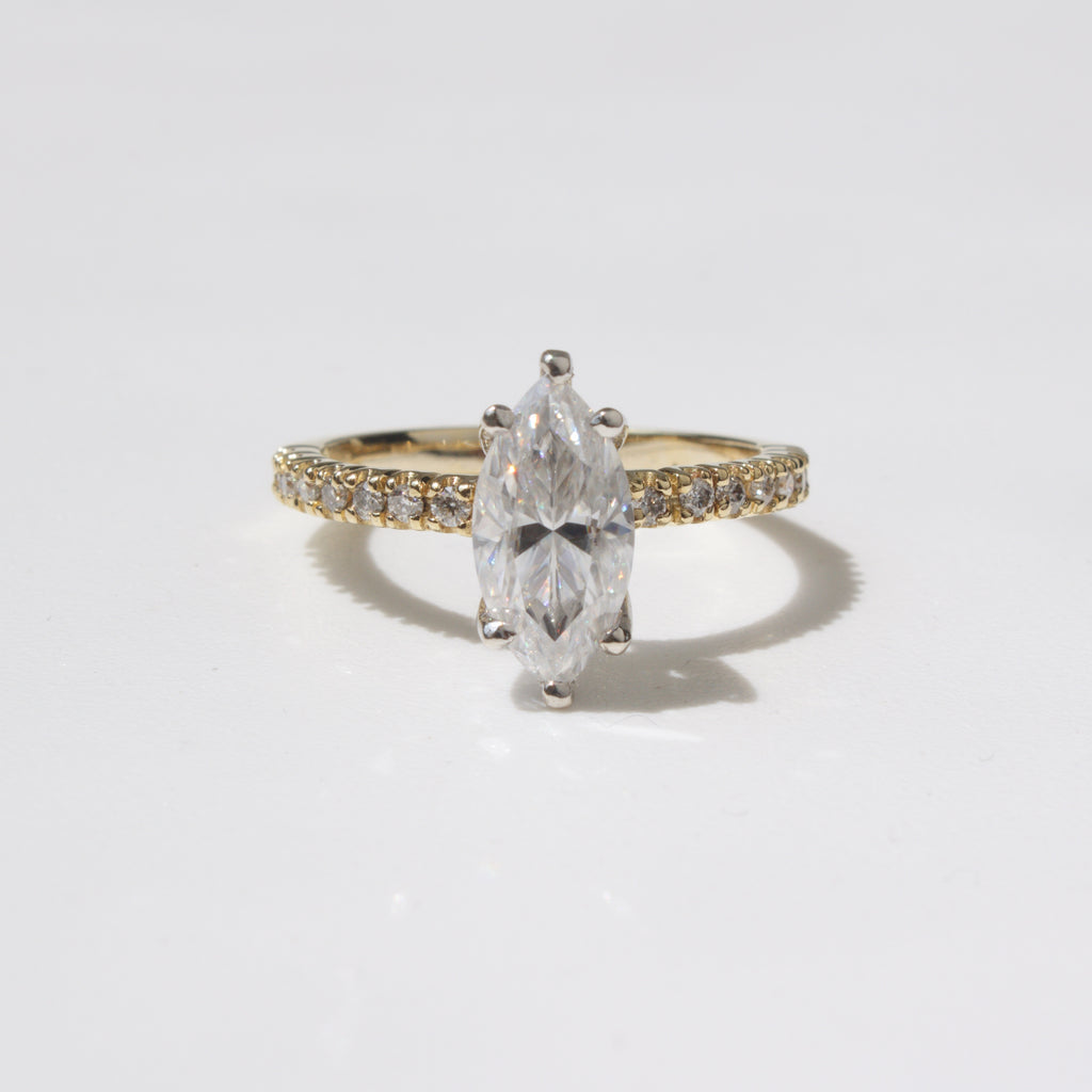 Anillo de Compromiso Marquesa 2 en Oro 18k