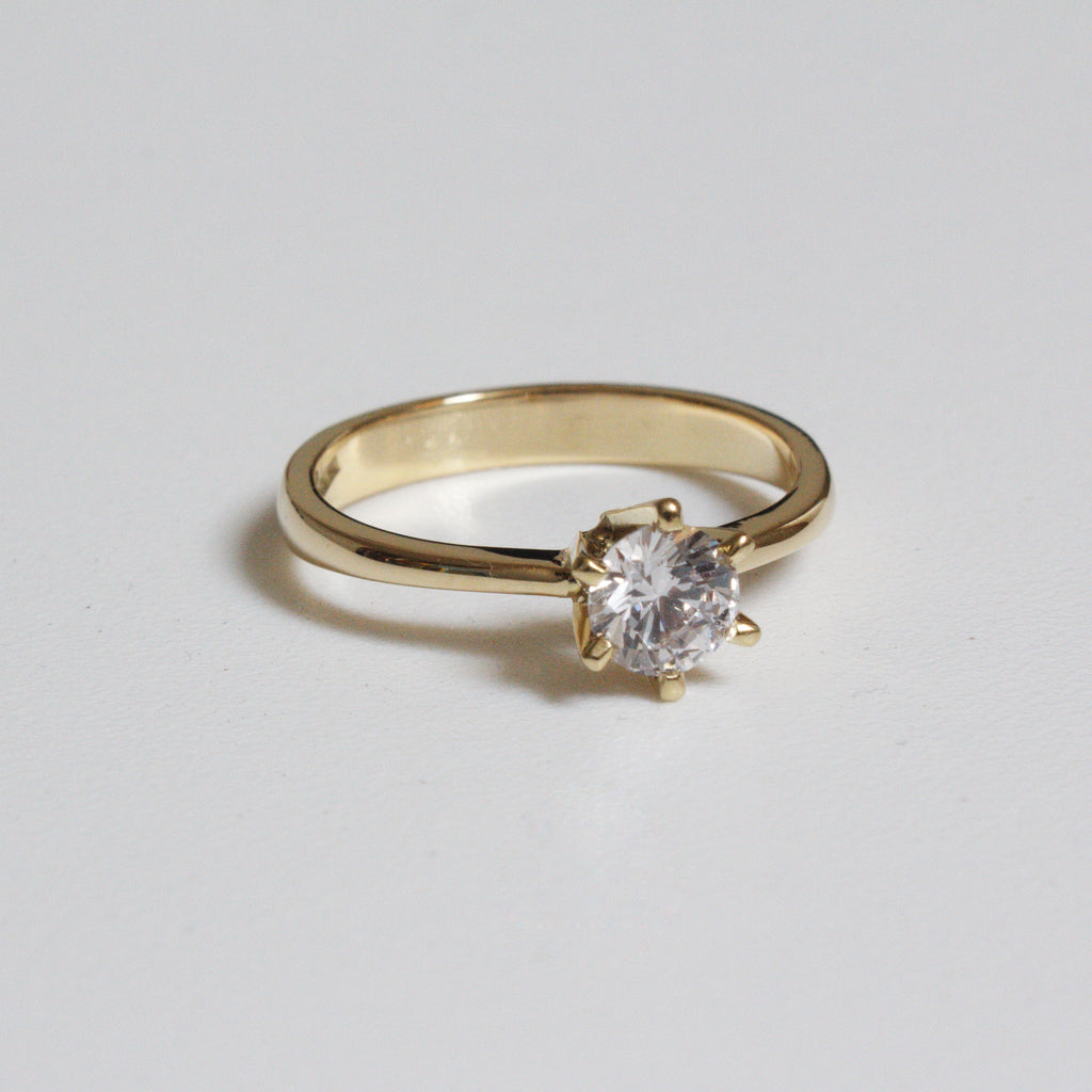 Anillo de Compromiso Estela en Oro 18k