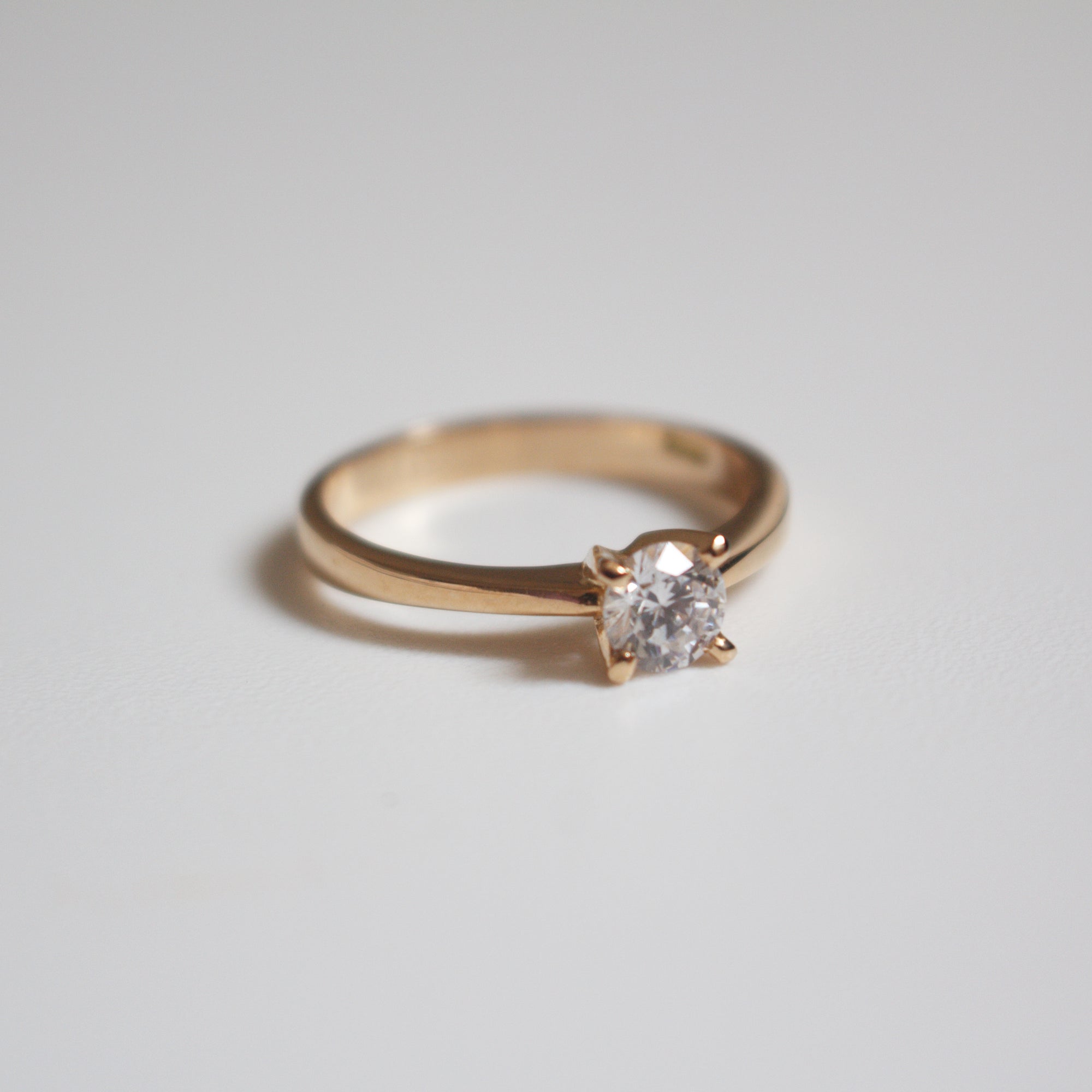 Anillo de Compromiso Ana en Oro 18k