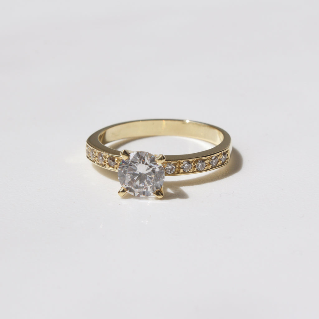Anillo de Compromiso Cielo en Oro 18k
