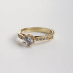 Anillo de Compromiso Eterno en Oro 18k