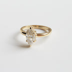 Anillo de Compromiso Marquesa en Oro 18k