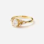 Anillo de Compromiso Oval 4 en Oro 18k