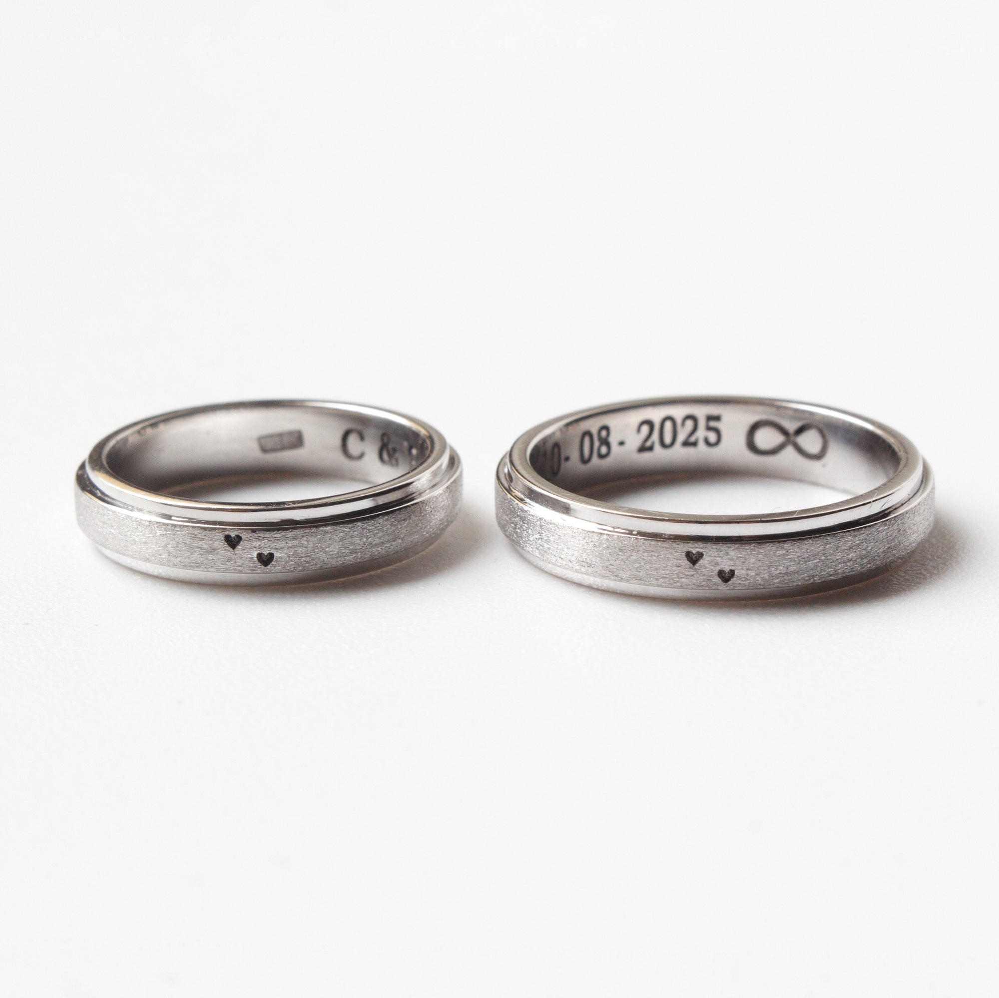 AROS DE MATRIMONIO 2 CORAZONES EN ORO 18K