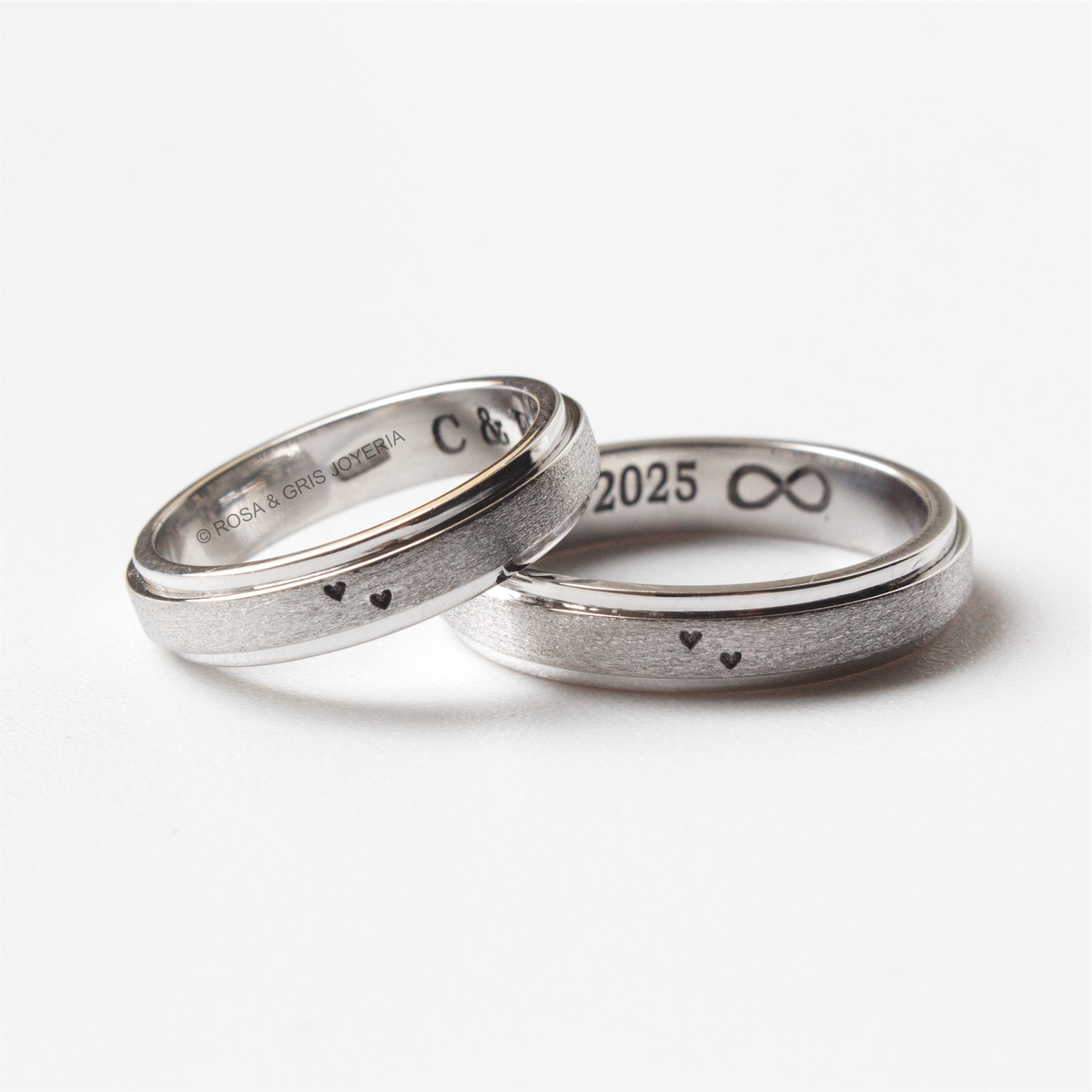 AROS DE MATRIMONIO 2 CORAZONES EN ORO 18K
