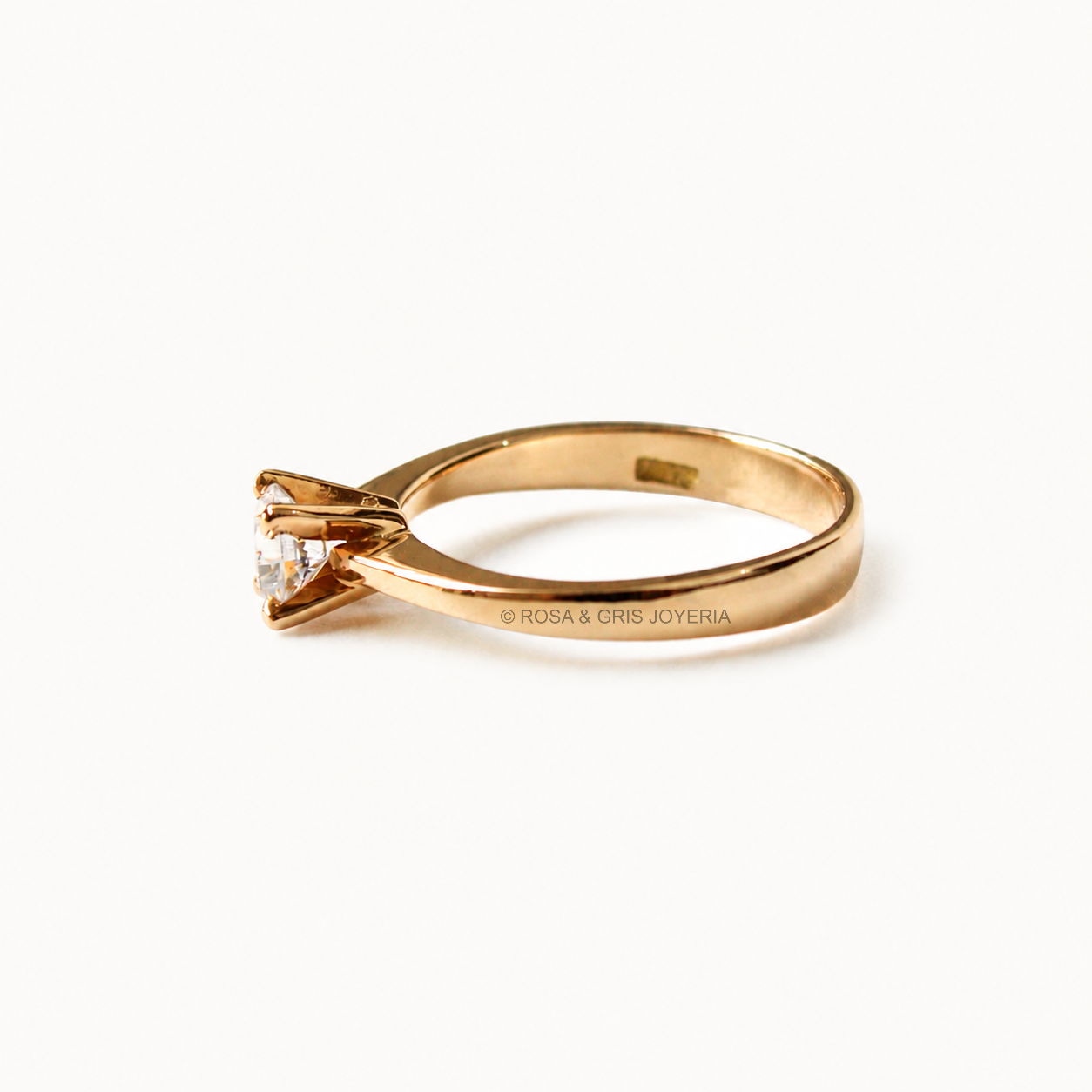Anillo de Compromiso Ana en Oro 18k