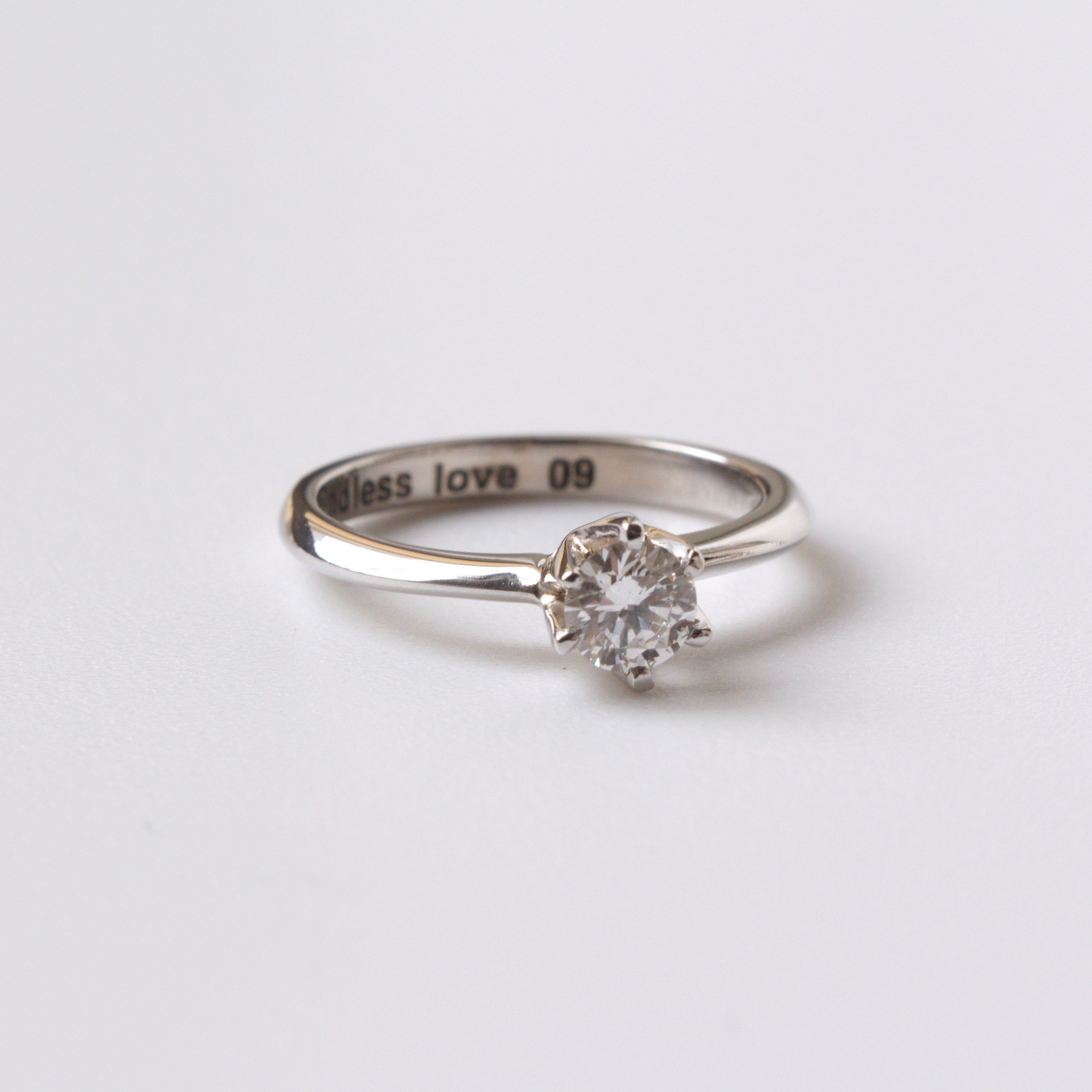 Anillo de Compromiso Luna Diamante Natural GIA 0.40ct en Oro 18k