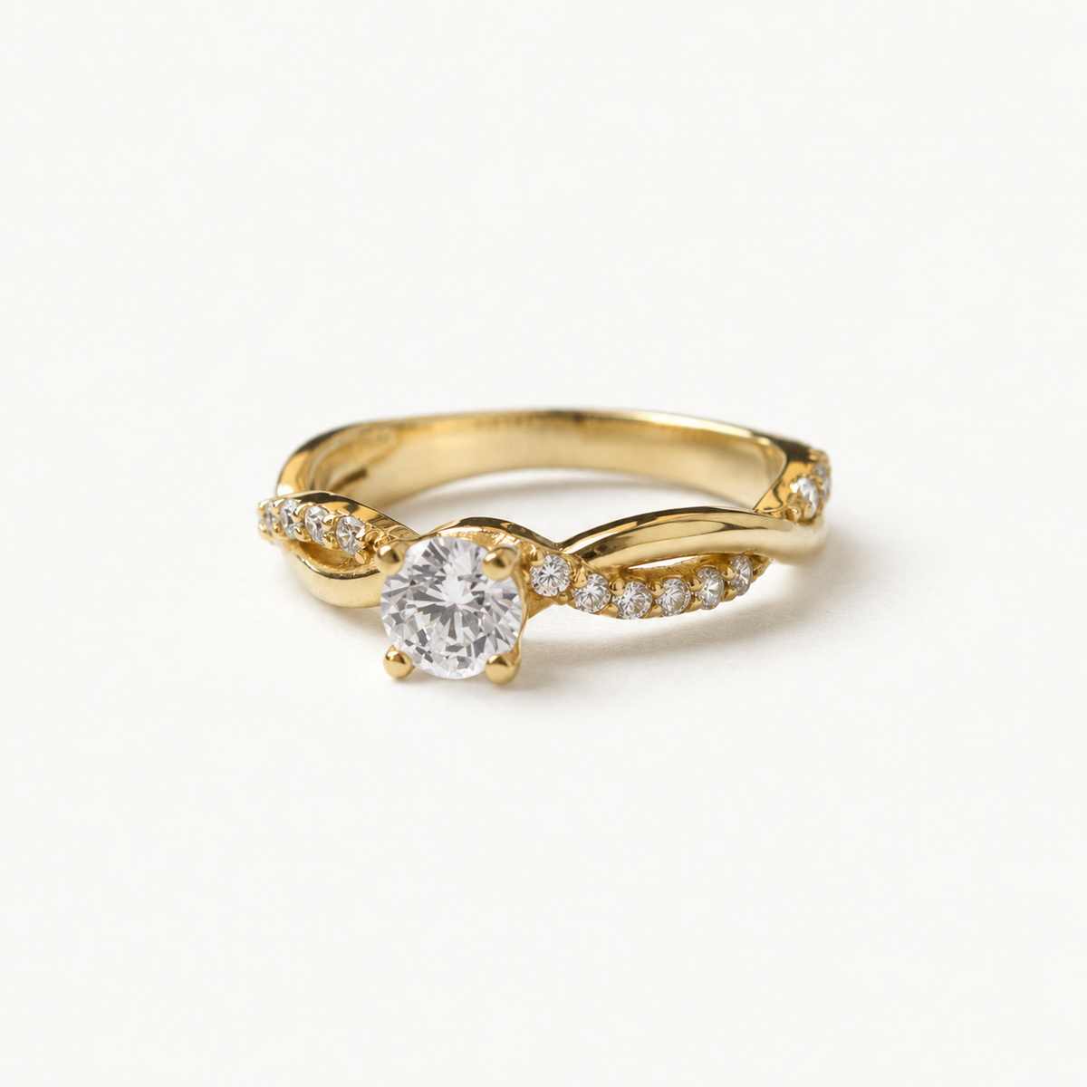 Anillo de Compromiso Infinito en Oro 18k