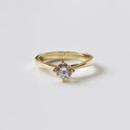 Anillo de Compromiso Isa en Oro 18k