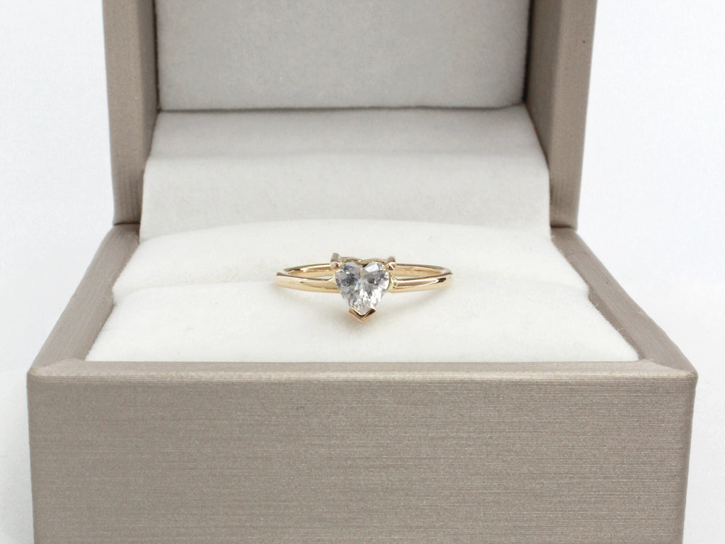 ANILLO CORAZÓN EN ORO 18K