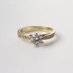 Anillo de Compromiso Eterno en Oro 18k