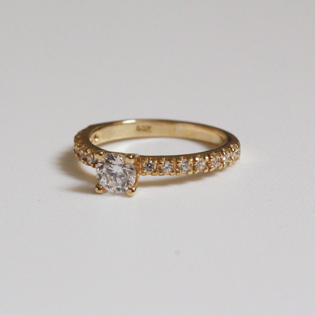Anillo de Compromiso Annie en Oro 18k