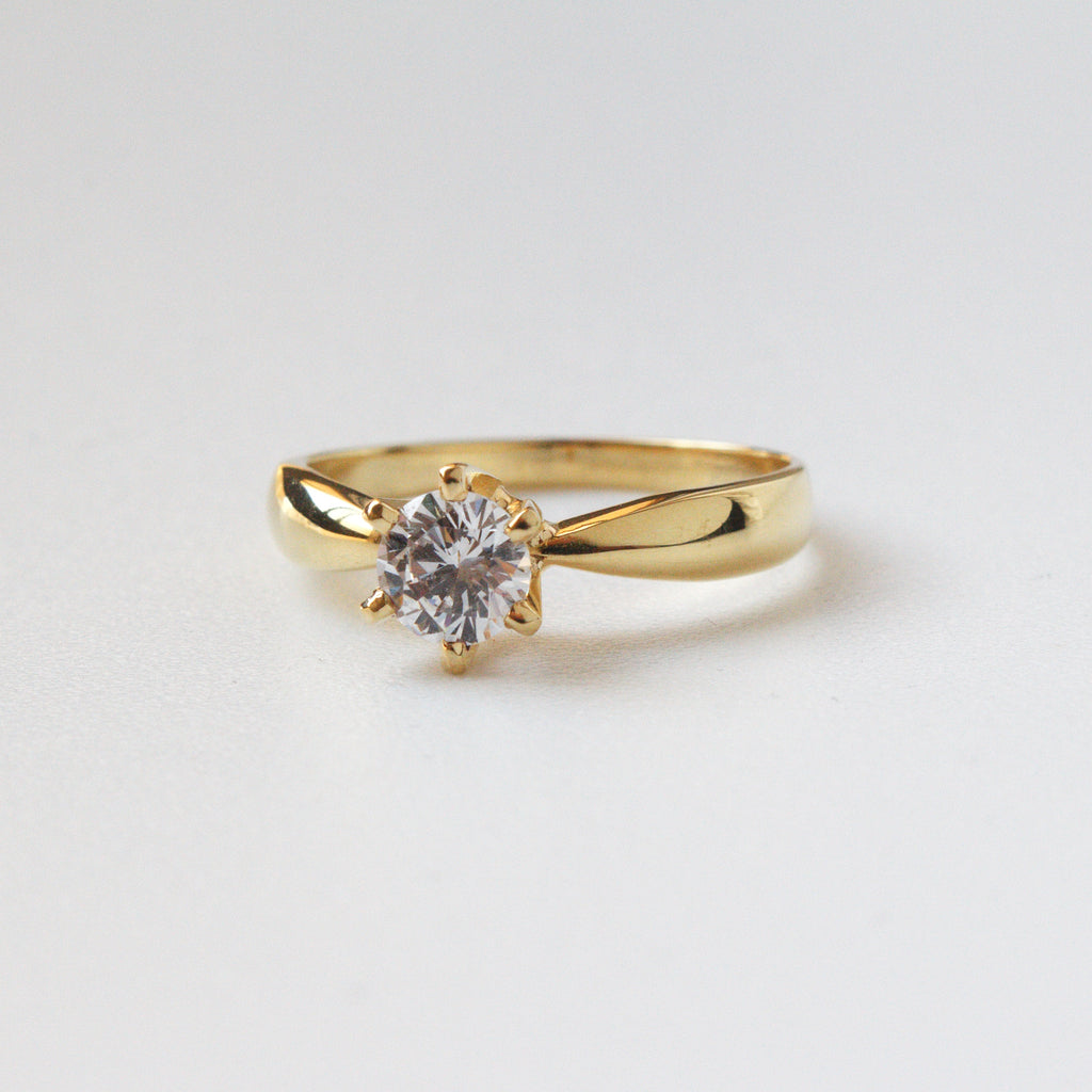 Anillo de Compromiso Bela en Oro 18k