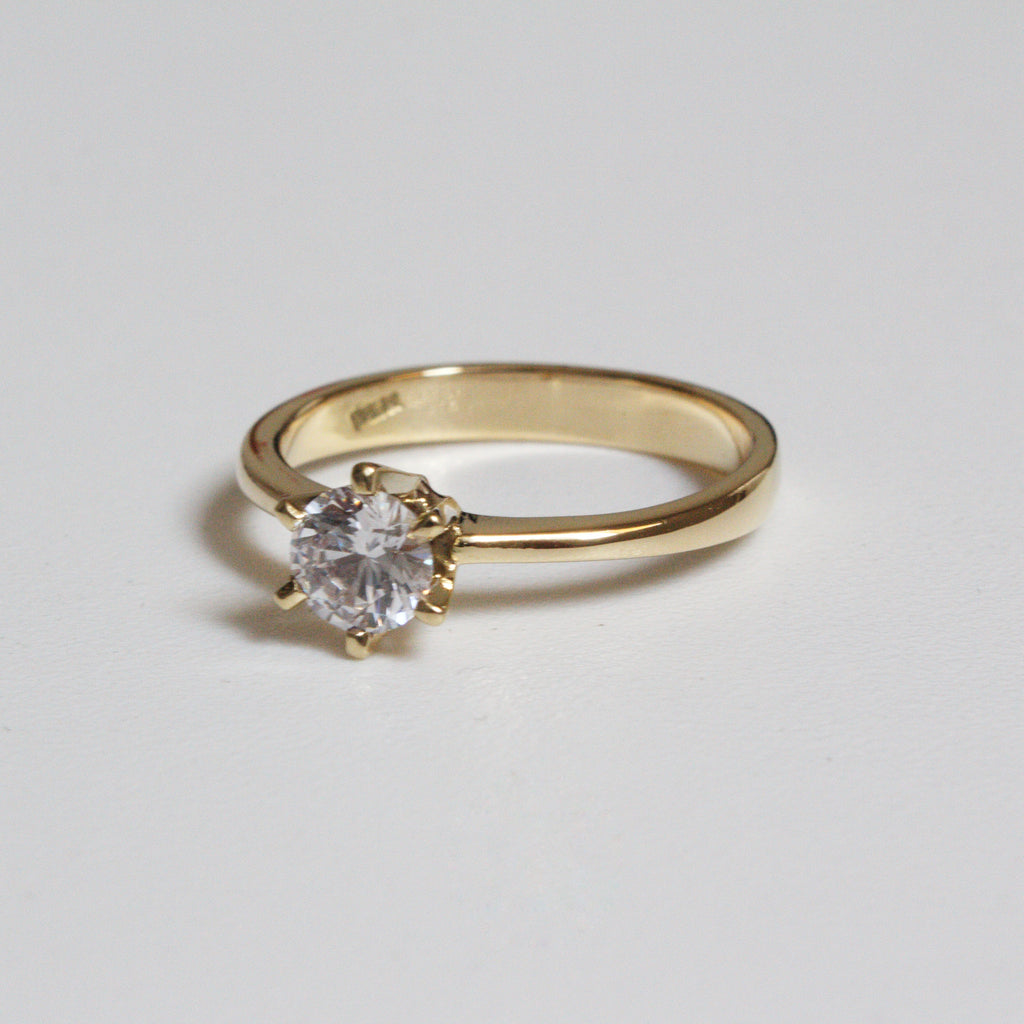 Anillo de Compromiso Estela en Oro 18k