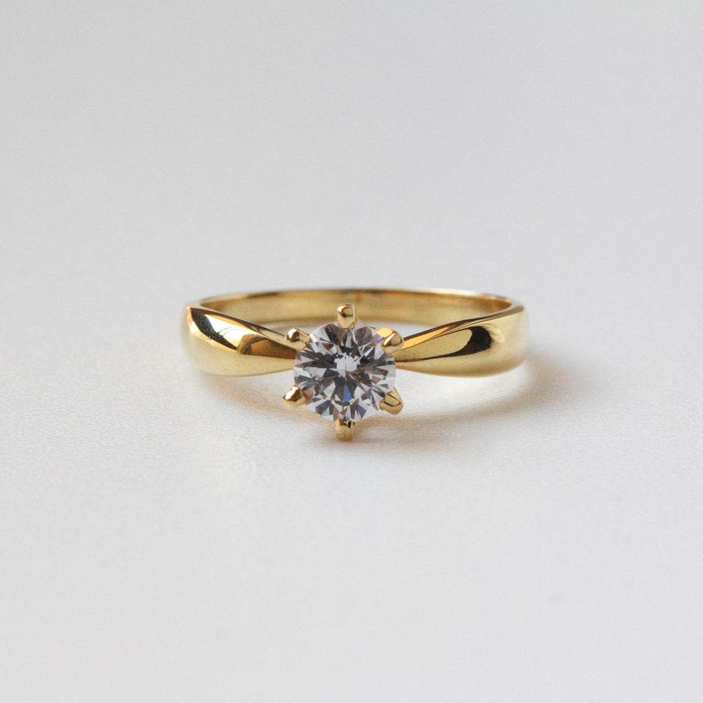 Anillo de Compromiso Bela en Oro 18k