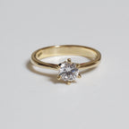 Anillo de Compromiso Estela en Oro 18k