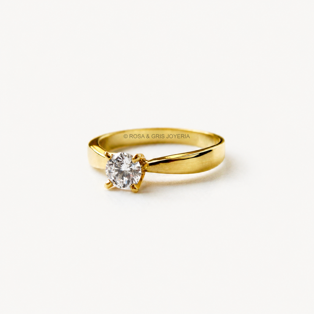 Anillo de Compromiso Bela 2 en Oro 18k
