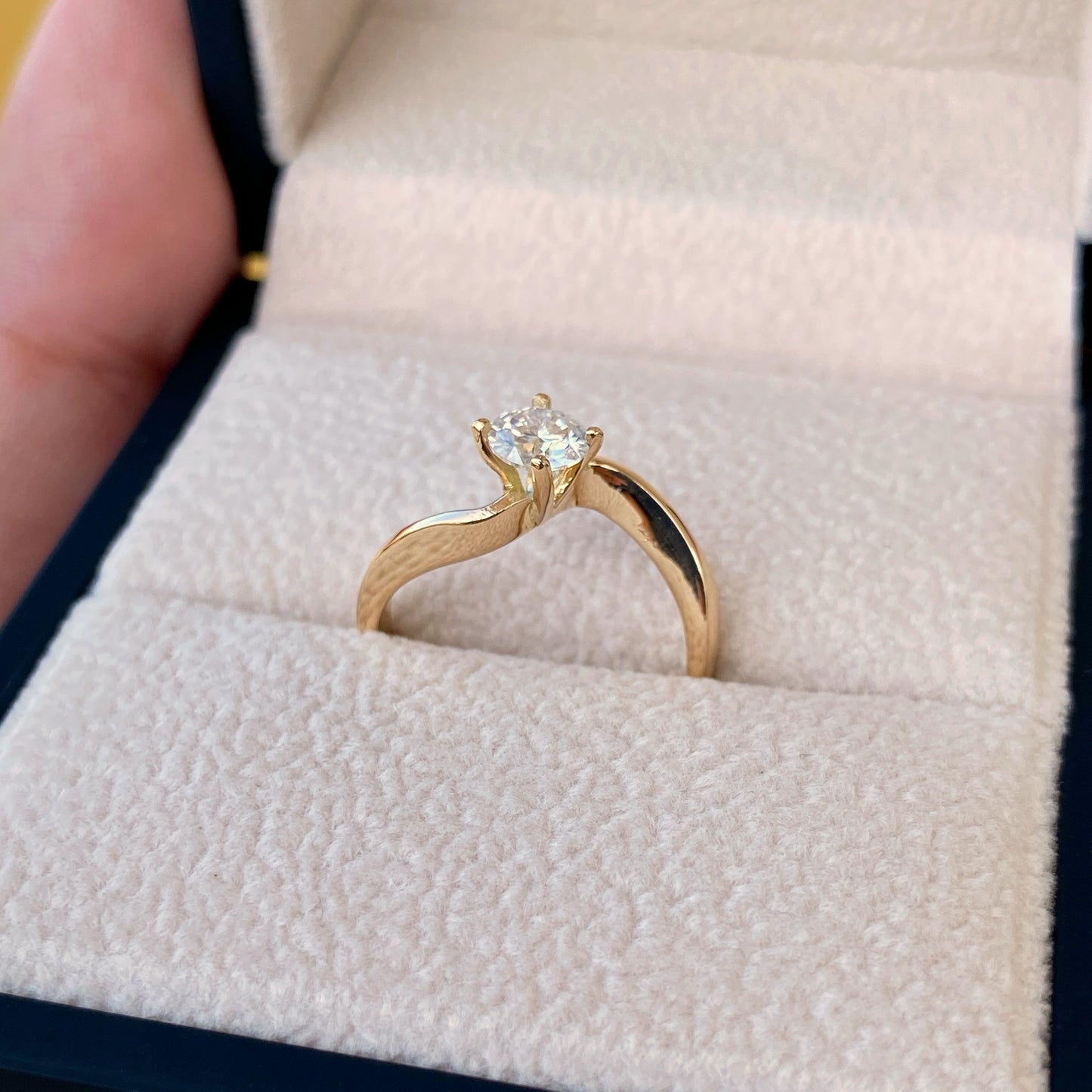 Anillo de Compromiso Forever en Oro 18k