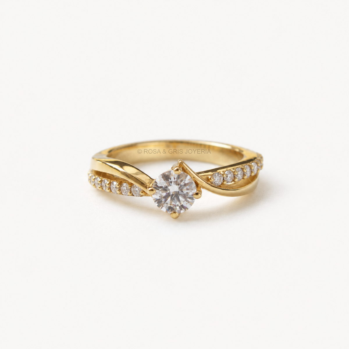 Anillo de Compromiso Lady en Oro 18k