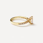 Anillo de Compromiso Oval 2 en Oro 18k