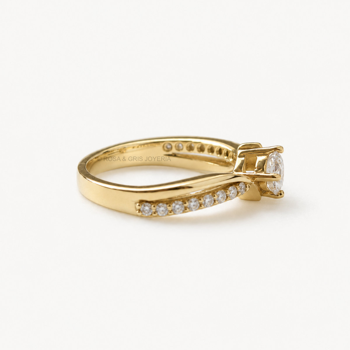 Anillo de Compromiso Lady en Oro 18k