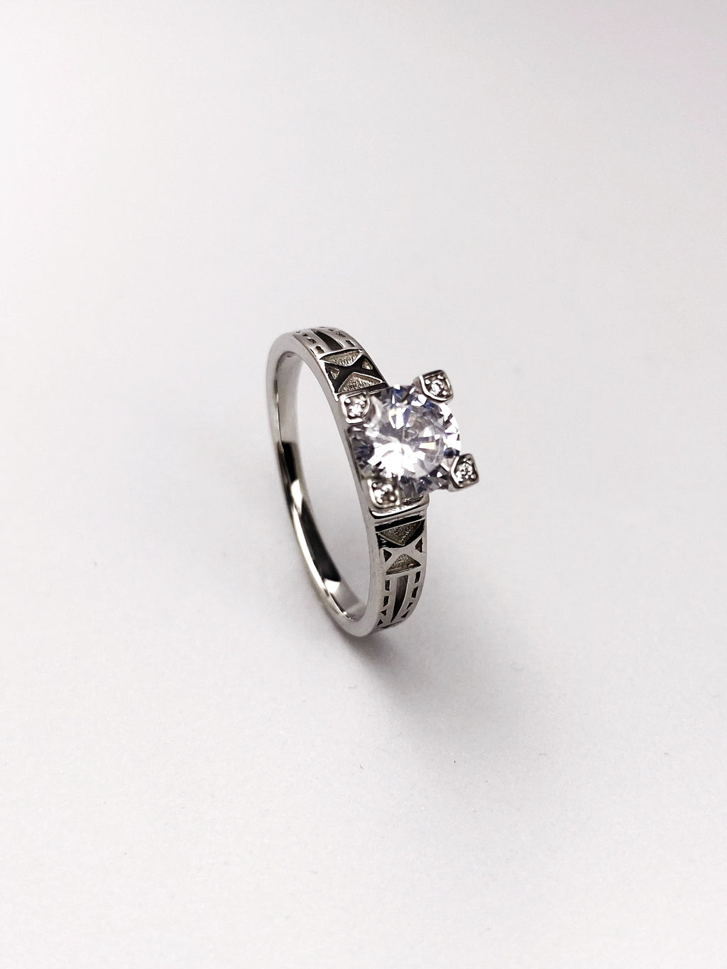 ANILLO X EN PLATA