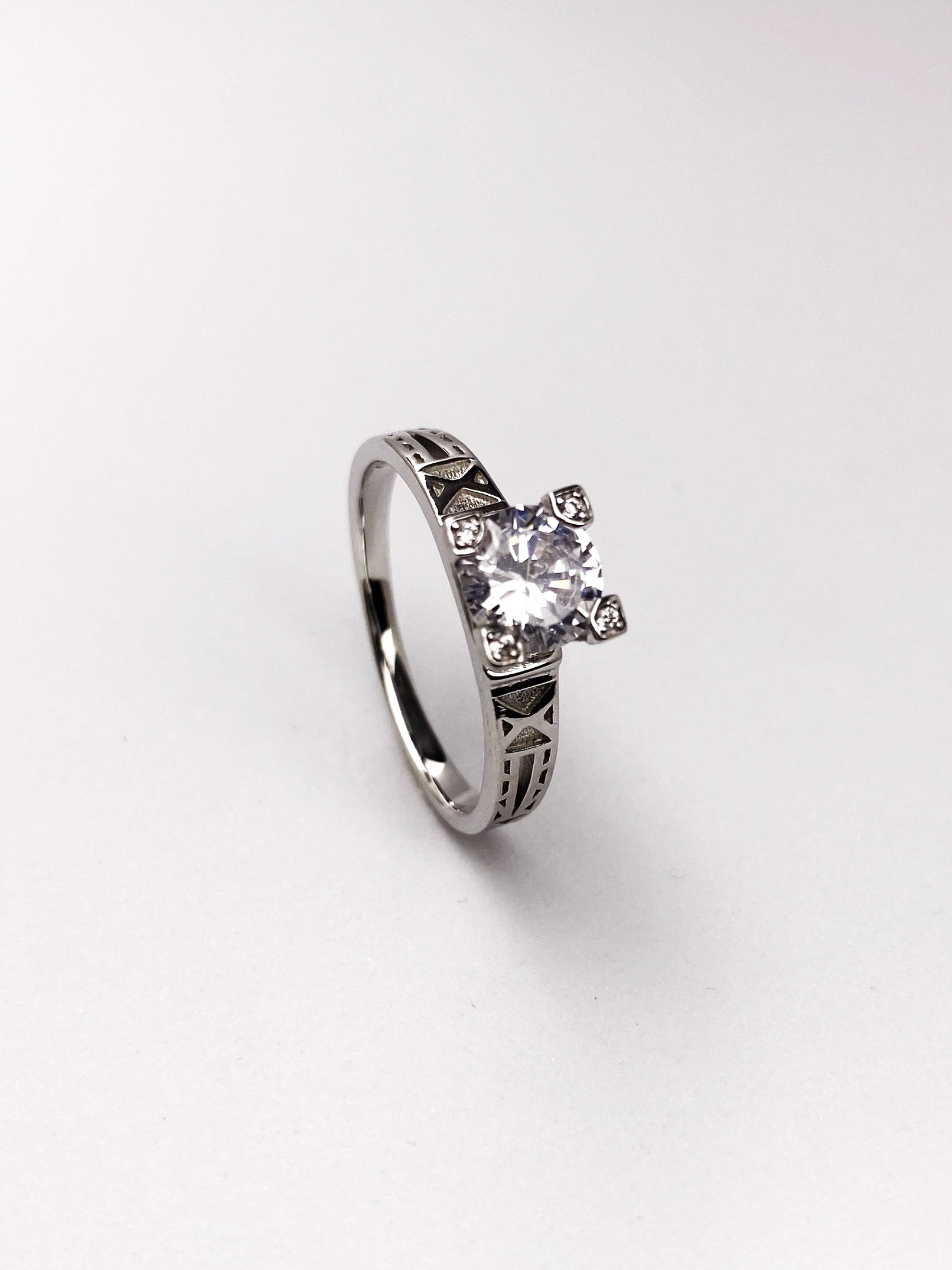 ANILLO X EN PLATA
