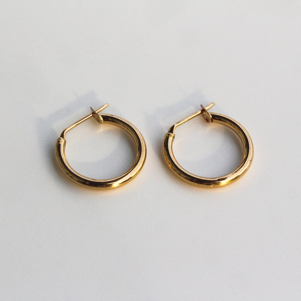 Argollas clásicas en Oro 18k